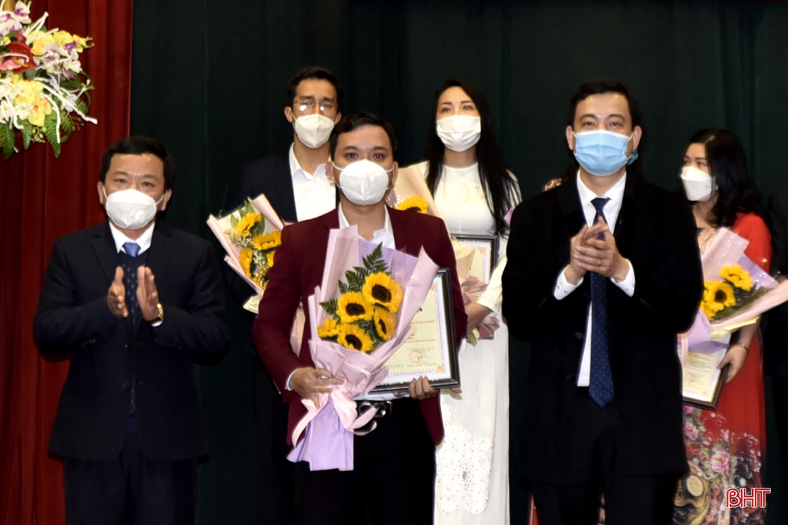 Các cơ quan báo chí tiếp tục đồng hành cùng sự phát triển của Hà Tĩnh