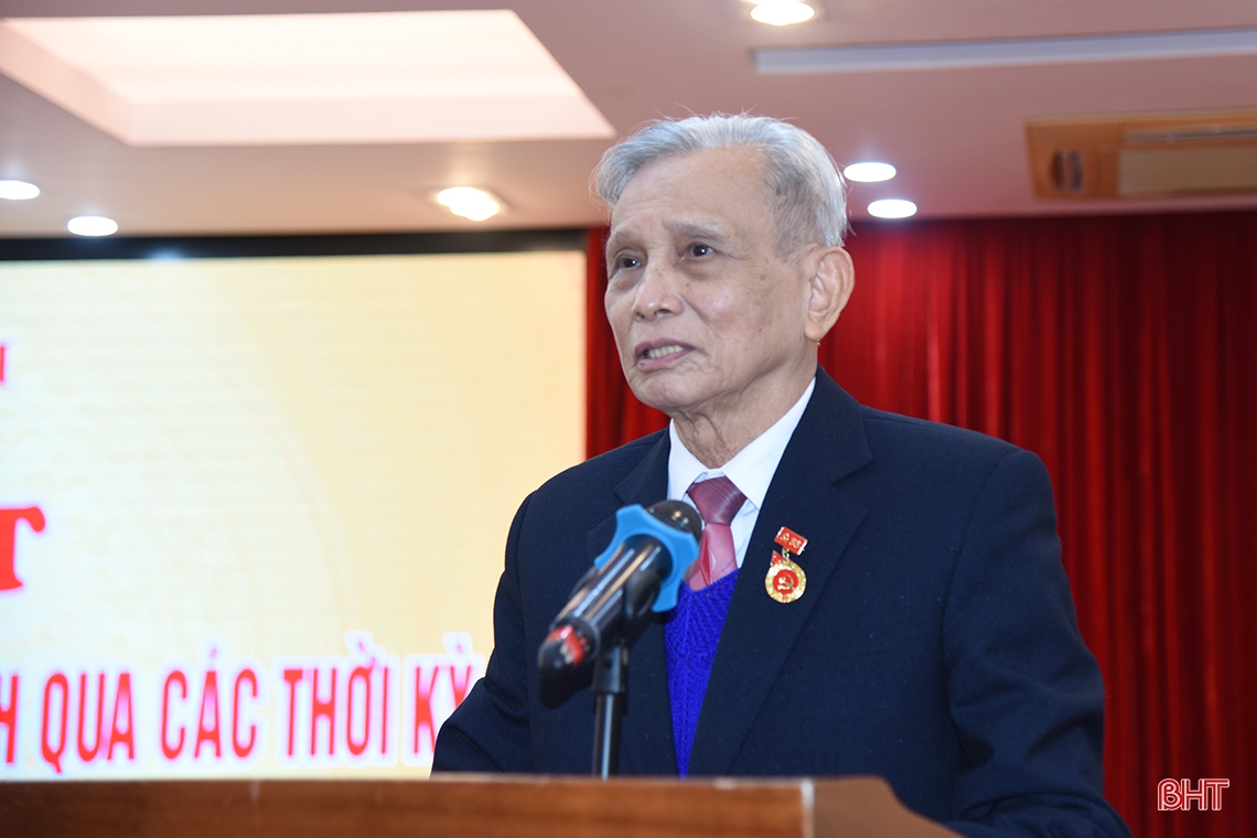 Hà Tĩnh gặp mặt các đồng chí nguyên lãnh đạo tỉnh qua các thời kỳ