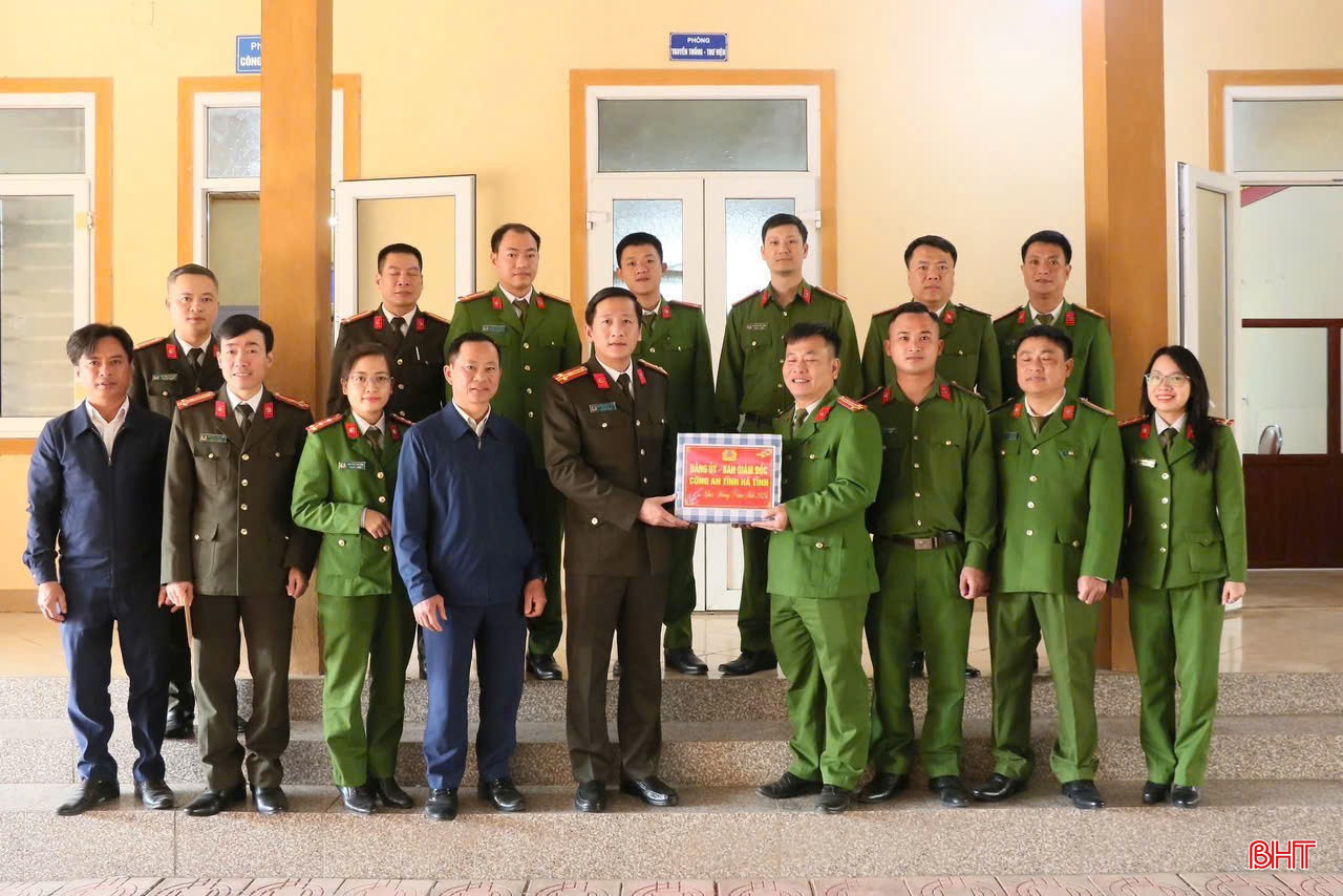 bqbht_br_z7600679194123-a5ef7ede11154743c9f5d04a3226f611.jpg