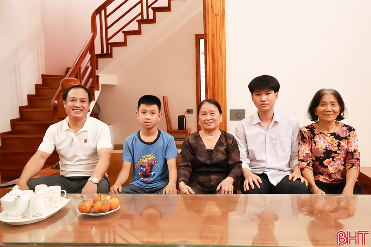 an-nhien-lai.jpg