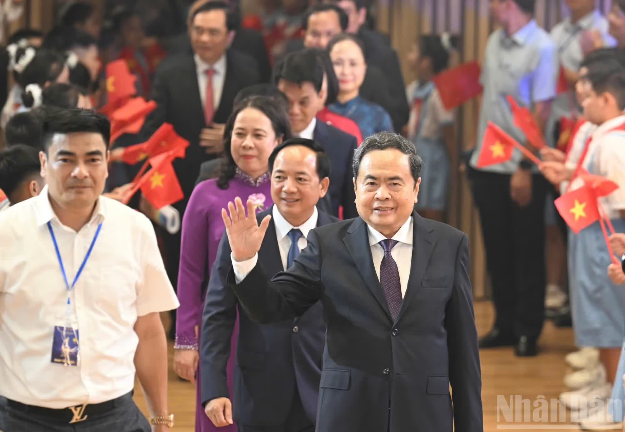 Chủ tịch Quốc hội Trần Thanh Mẫn và các đồng chí lãnh đạo Đảng và Nhà nước dự lễ trao Giải Báo chí Quốc gia lần thứ XX - năm 2025.