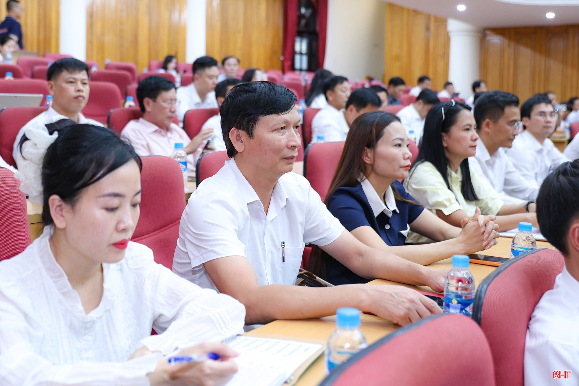 bqbht_br_aimg-0921-dai-bieu-nghe.jpg