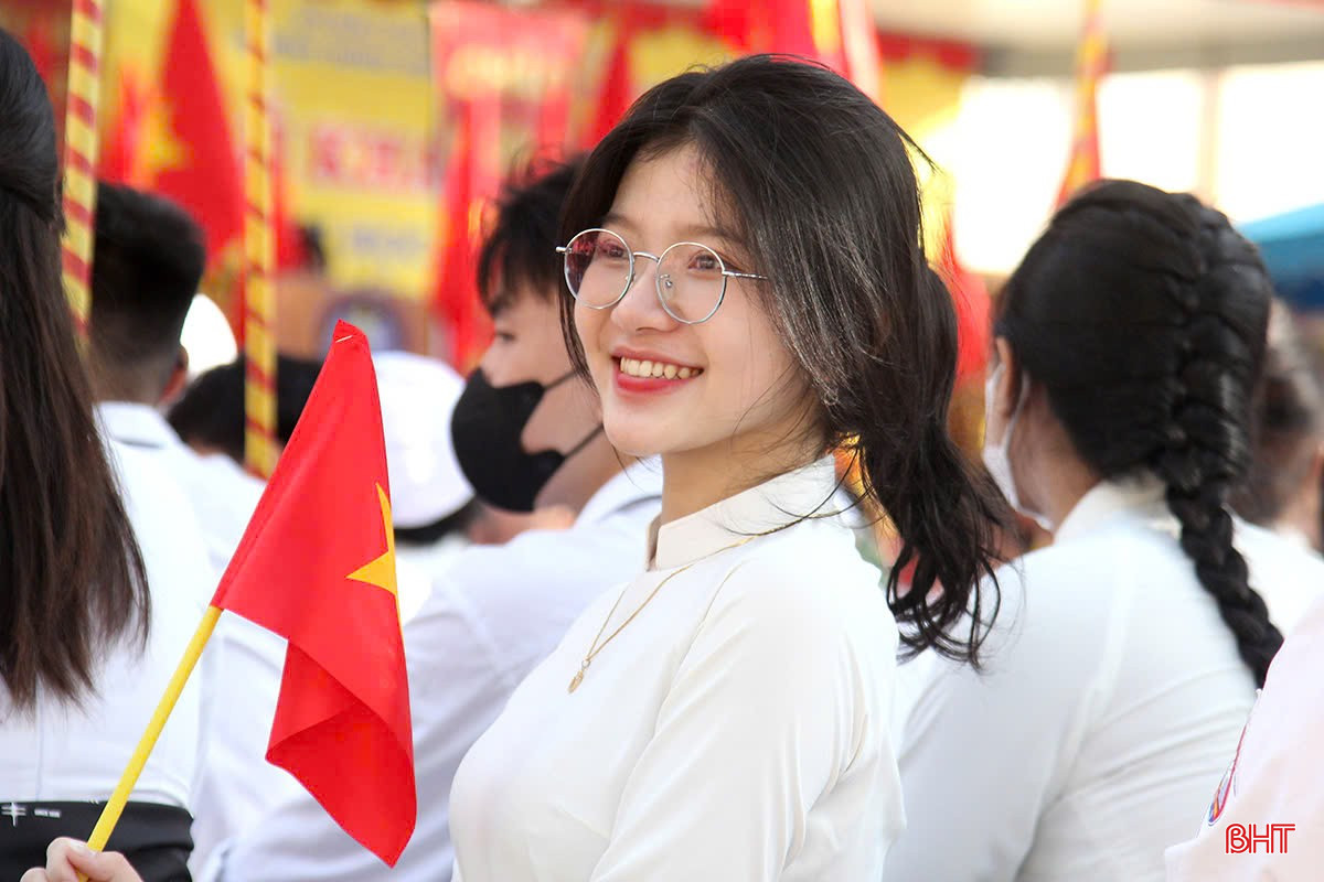 nghi xuân.jpg