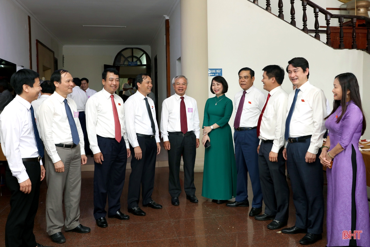 Kỳ họp thứ 8, HĐND tỉnh: Xem xét các chính sách có tác động lớn đến sự phát triển của Hà Tĩnh
