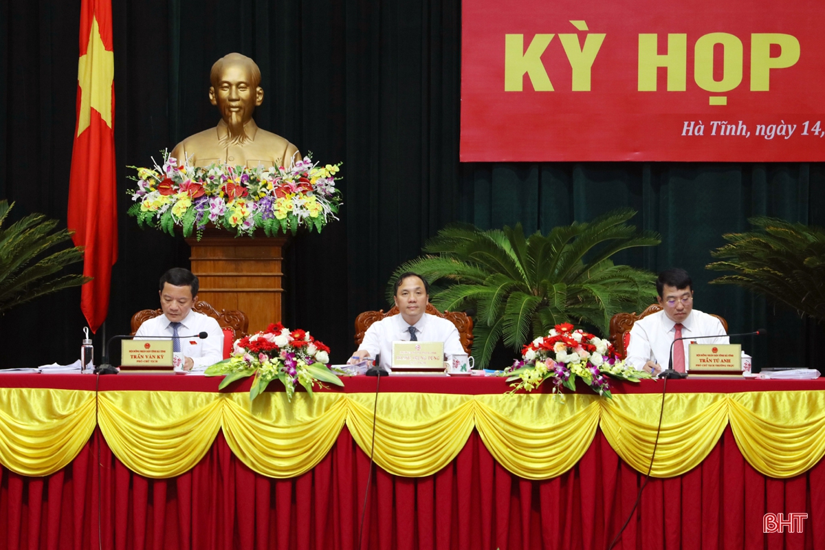 Kỳ họp thứ 8, HĐND tỉnh: Xem xét các chính sách có tác động lớn đến sự phát triển của Hà Tĩnh