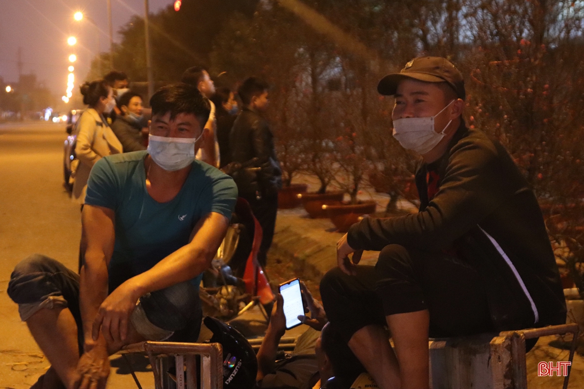 Đêm trắng ở phố hoa tết Hà Tĩnh