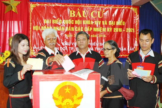 Cử tri chưa đăng ký thường trú hoặc tạm trú thì có quyền tham gia bầu cử đại biểu ở cấp nào?