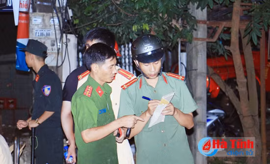 trang dem o cho son
