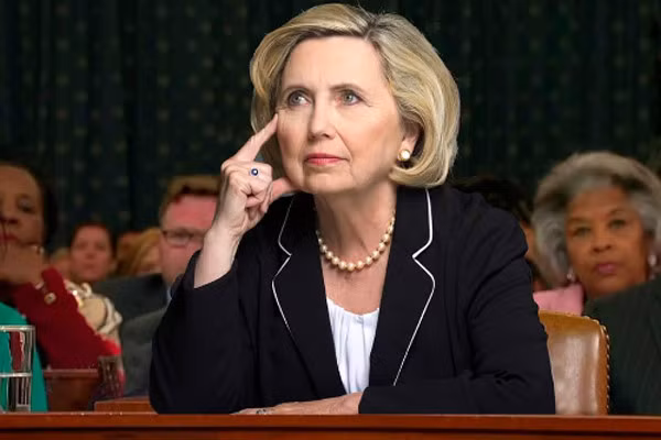 nguoi phu nu chuyen dong gia hillary clinton