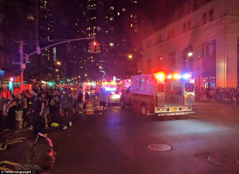 hien truong vu no bom khien 25 nguoi bi thuong o new york
