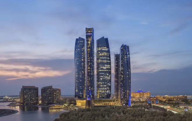 nhung dieu khien abu dhabi tuyet dieu hon dubai