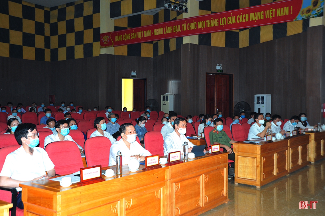 12 ứng cử viên đại biểu Quốc hội, HĐND Hà Tĩnh tiếp xúc cử tri tại Hương Khê