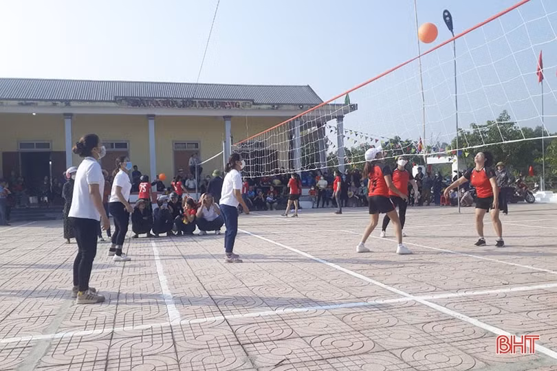 Thể thao, văn nghệ thắt chặt tình đoàn kết của người dân Hà Tĩnh