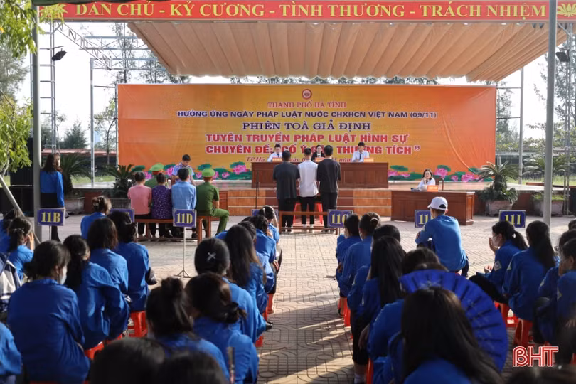 750 học sinh TP Hà Tĩnh được phổ biến pháp luật qua phiên tòa giả định