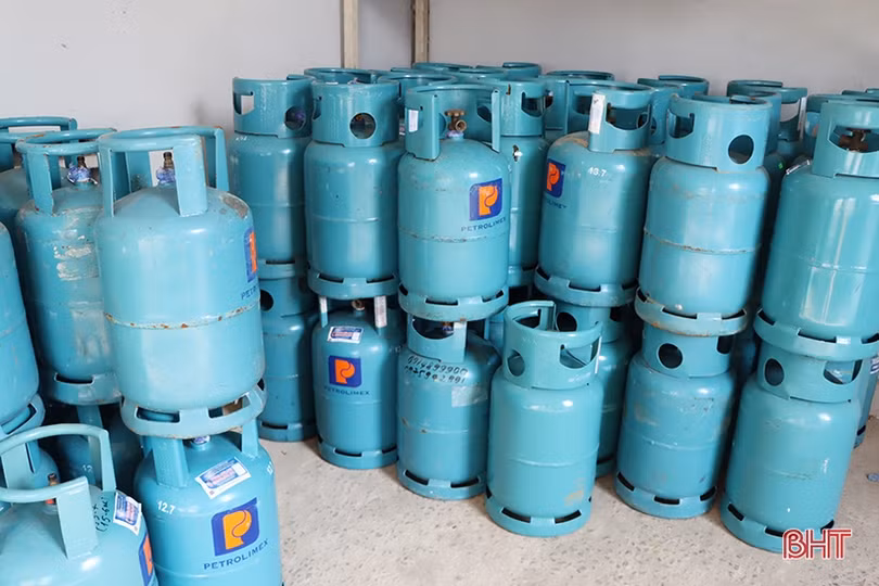 Gas “đội giá” tăng “sức ép” lên người dân và cơ sở kinh doanh, dịch vụ ở Hà Tĩnh