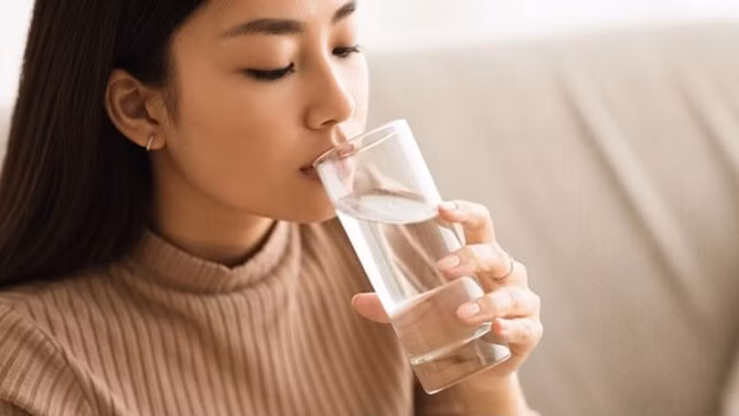 Sốt cao ở người lớn có nguy hiểm không? Xử trí thế nào?