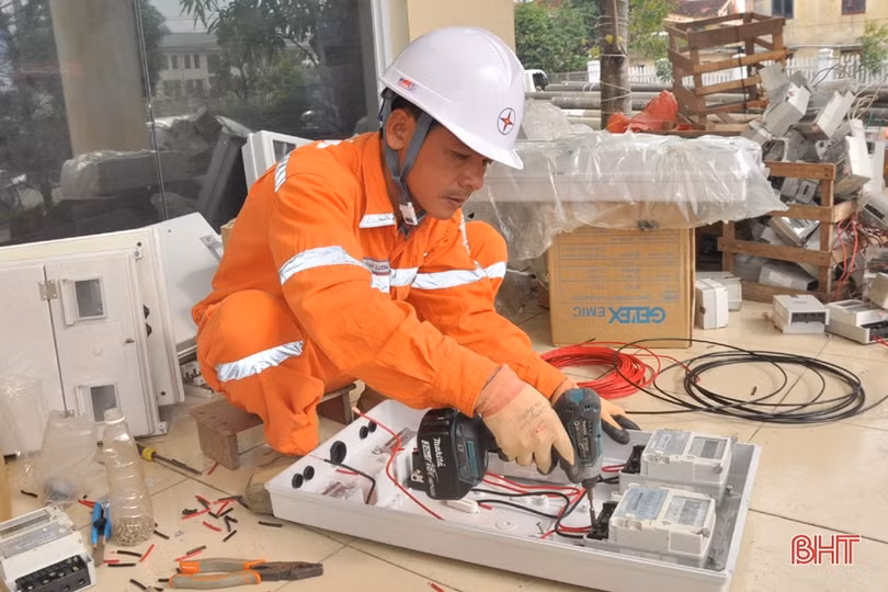 Công ty Điện lực Hà Tĩnh nỗ lực giảm tổn thất điện năng