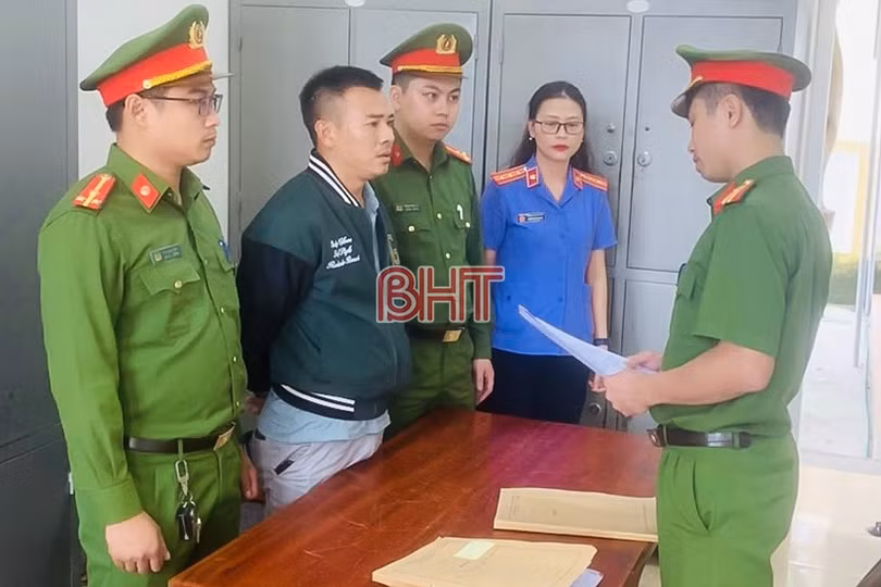 Hà Tĩnh: Khởi tố, bắt giam đối tượng vận chuyển trái phép hàng hóa qua biên giới