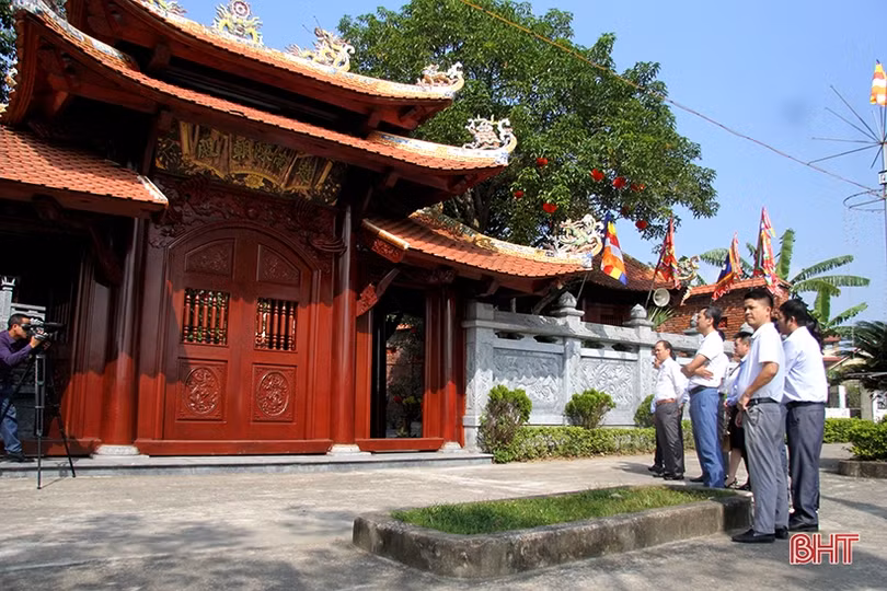 10 tháng, khách du lịch đến Nghi Xuân tăng hơn 60% so với cùng kỳ