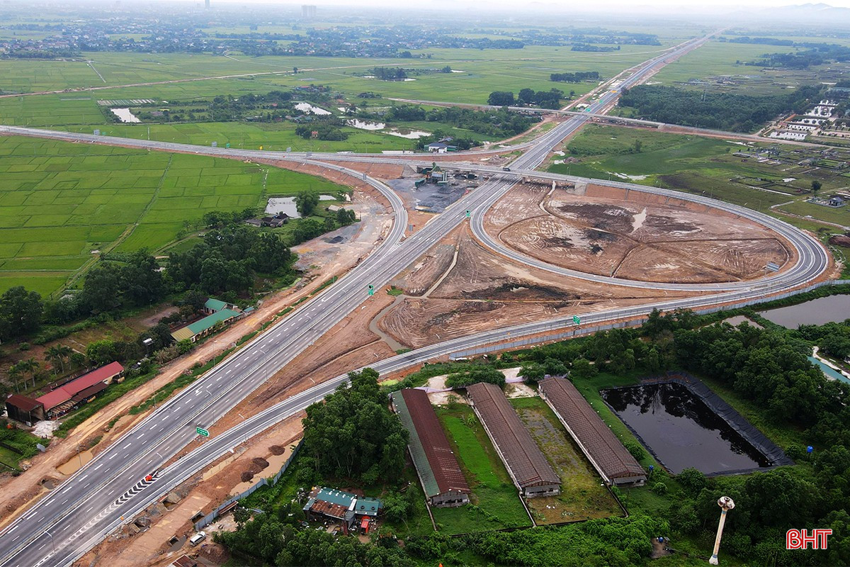 bqbht_br_cao-toc-thong-xe-01a.jpg