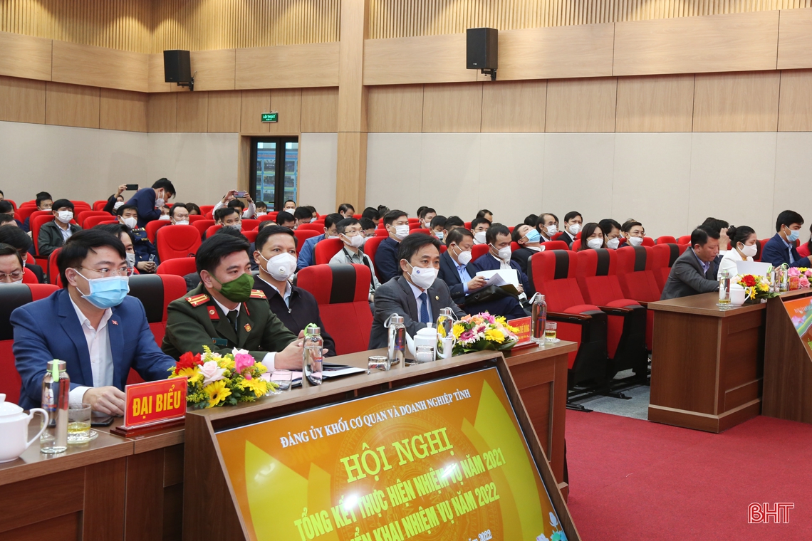 Tiếp tục nâng cao vai trò của cấp ủy trong lãnh đạo, chỉ đạo thực hiện các nhiệm vụ chính trị