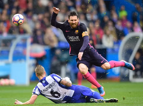barca thua deportivo sao phai ngac nhien