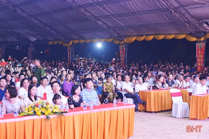 Đặc sắc đêm giao lưu văn nghệ “Tiếng hát từ cội nguồn”