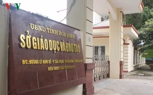 Bộ Công an trả 28 thí sinh gian lận điểm thi ở Hòa Bình về địa phương