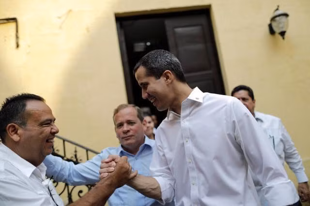 Tổng thống Maduro ra lệnh tuyển thêm 1 triệu dân quân Venezuela