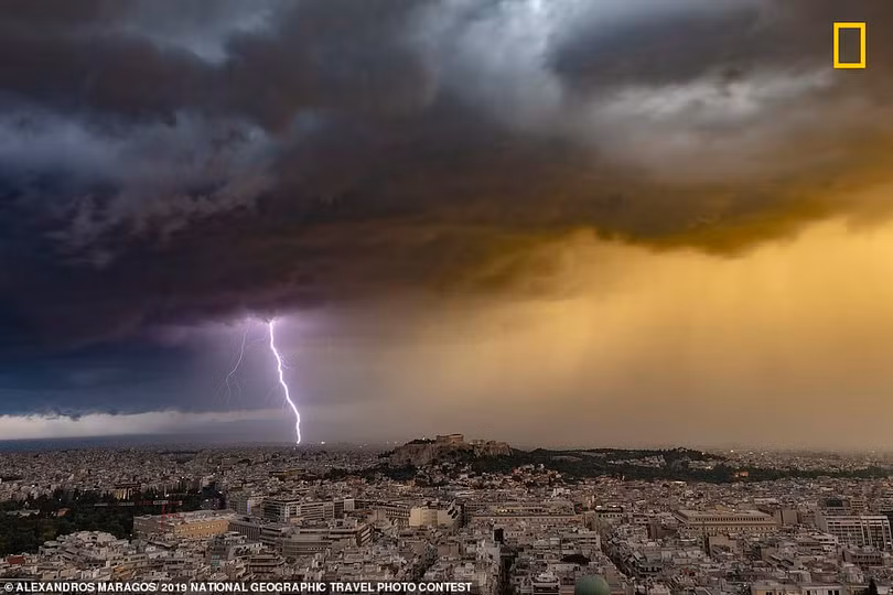 Mê mẩn những bức ảnh tuyệt đẹp dự thi Ảnh du lịch National Geographic 2019