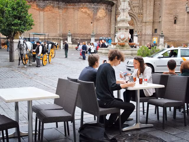 nhung buc anh chung minh seville tay ban nha la noi dang den nhat nam 2018