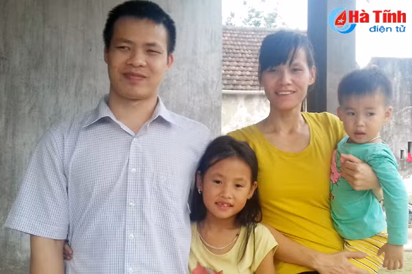 hanh trinh vuot len so phan cua nhung cap doi khiem thi
