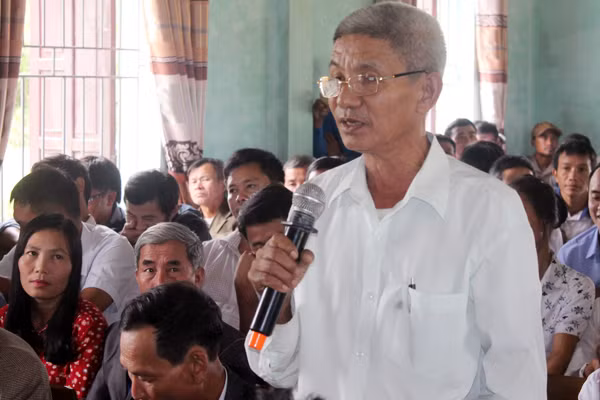 cu tri de nghi som xac dinh co tiep tuc khai thac mo sat thach khe