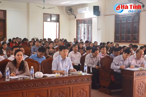 cu tri kien nghi dau tu sua chua co so ha tang bi hu hai do bao so 10