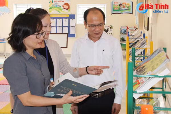 ngo ngang ngoi truong dep nhu resort tren que huong dai thi hao nguyen du