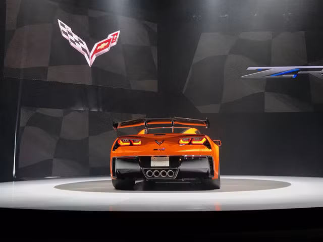 chevrolet ra mat corvette manh nhat lich su