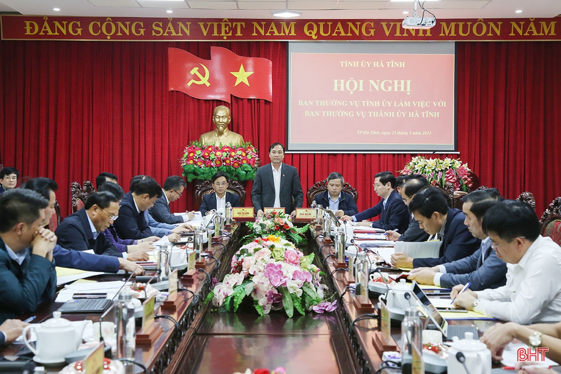 Các sở, ngành đồng hành, hỗ trợ thành phố phát triển xứng đáng là “trái tim” của Hà Tĩnh