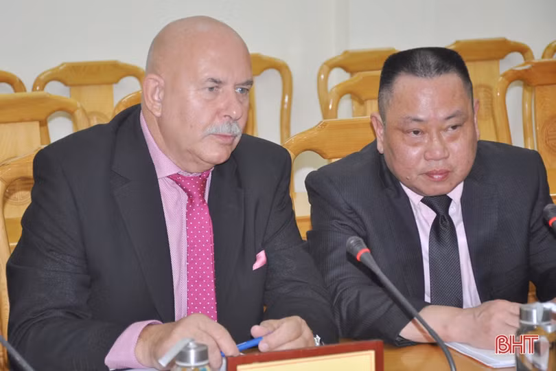 Hà Tĩnh luôn tạo thuận lợi để doanh nghiệp Cộng hòa Séc đầu tư dự án điện gió