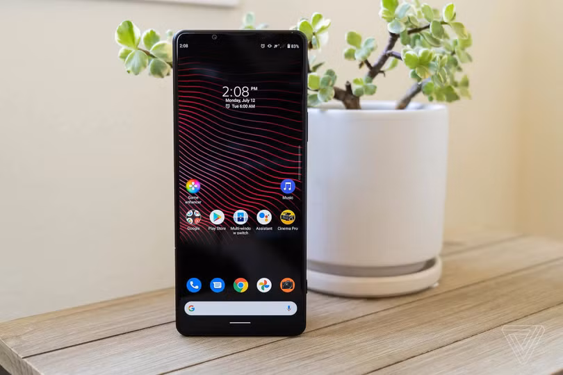 Sony đang trở lại thị trường di động