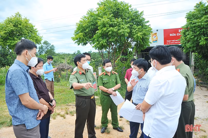 Hương Khê xây dựng giải pháp phòng, chống dịch COVID-19 phù hợp với tình hình mới