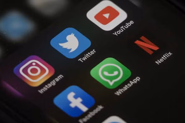 Chính thức siết quảng cáo xuyên biên giới trên YouTube, Facebook…
