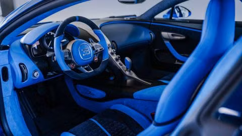 Chiếc Bugatti Divo 5,8 triệu USD cuối cùng được bàn giao đến tay khách hàng