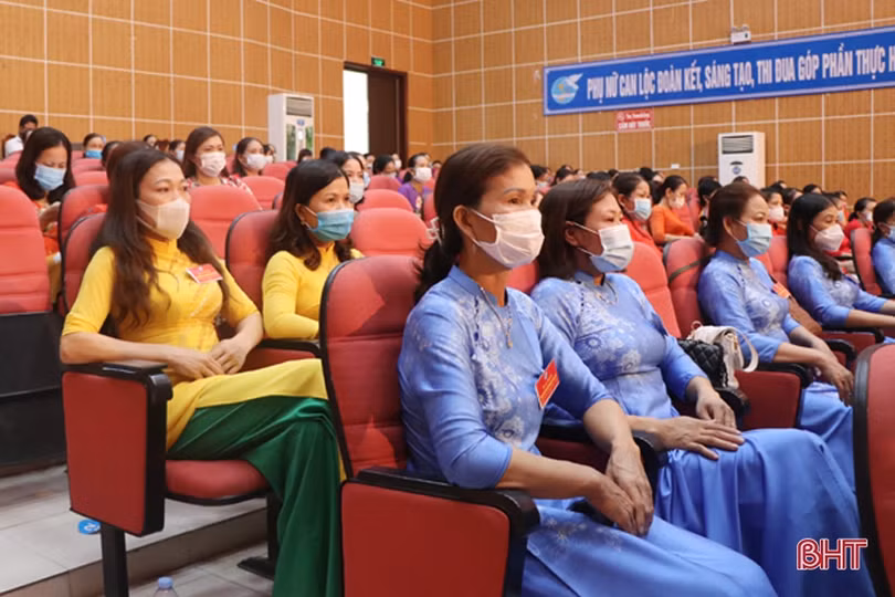 Đại hội Đại biểu phụ nữ huyện Can Lộc bầu 29 ủy viên Ban Chấp hành nhiệm kỳ 2021 - 2026