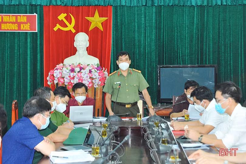 Hương Khê xây dựng giải pháp phòng, chống dịch COVID-19 phù hợp với tình hình mới