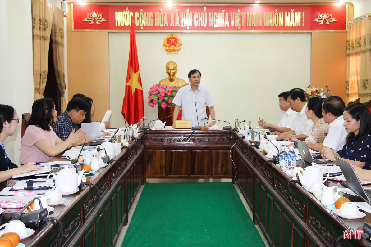 Dân chủ, trí tuệ, trách nhiệm, đáp ứng lòng mong mỏi của cử tri và Nhân dân Hà Tĩnh