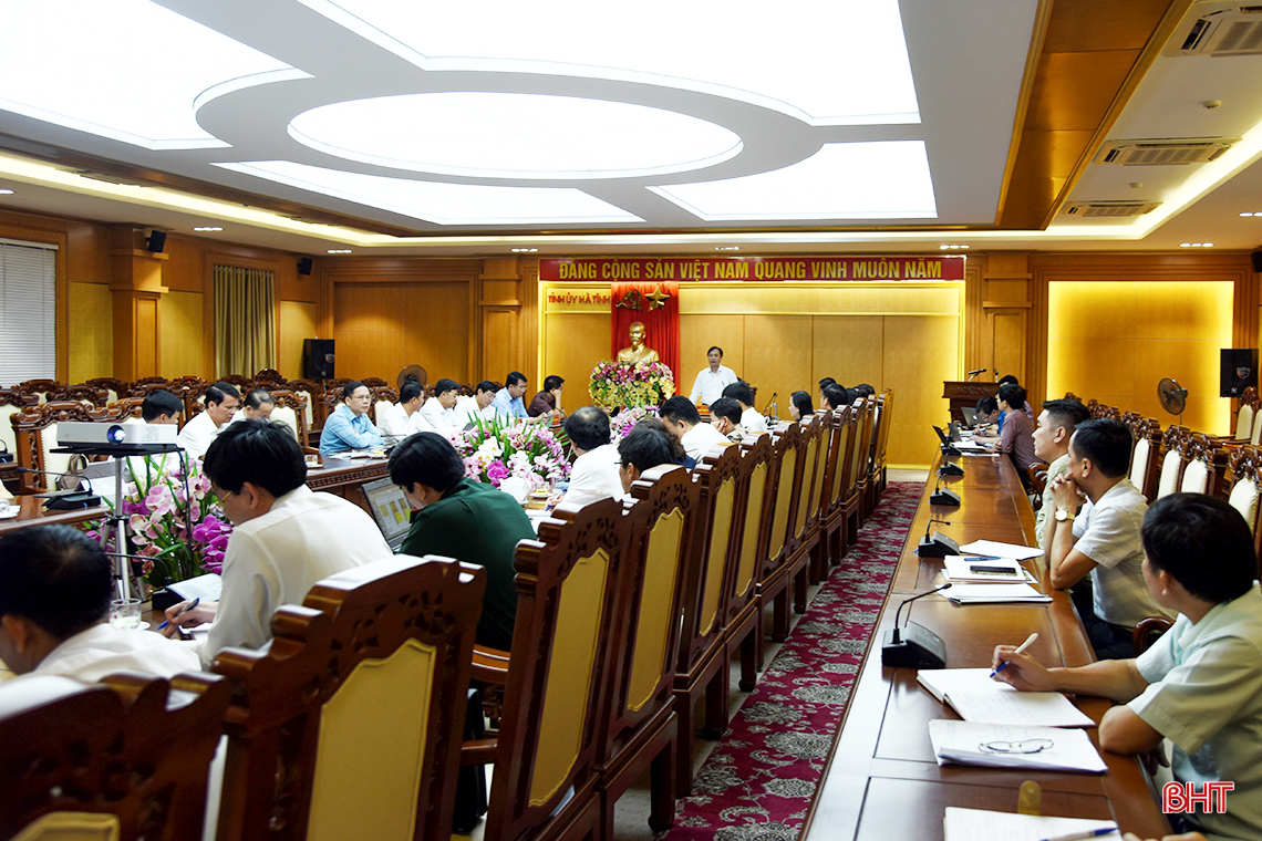 Bí thư Tỉnh ủy: Lựa chọn những vùng ngập lụt thực sự có nhu cầu để xây dựng nhà tránh bão, lũ