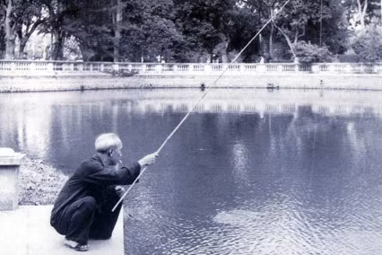 nhung cau chuyen xuc dong ve bac ho qua loi ke cua mot can ve
