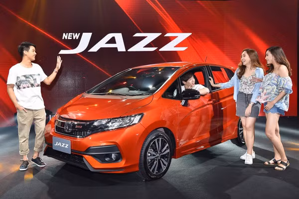 honda jazz 2017 chinh thuc ra mat dong nam a gia duoi 400 trieu dong