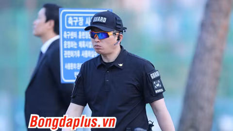 canh sat han quoc duoc trang bi sung bao ve u20 viet nam