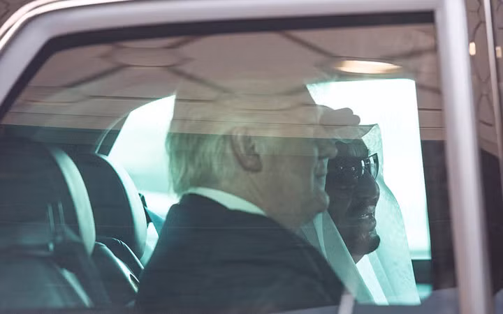 chuyen cong du dau tien cua ong trump khoi dau suon se o saudi arabia